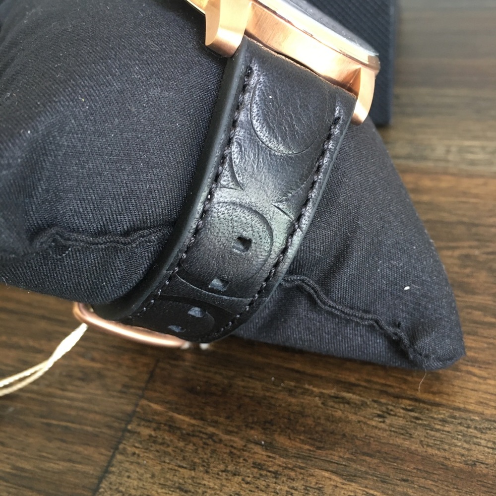 🆕 Coach Black Leather Band Rose Gold Watch - Picture 4 of 9